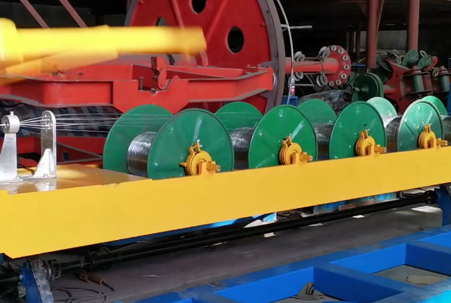 鋁銅線合股機(jī)LH500P型試機(jī)現(xiàn)場(chǎng)